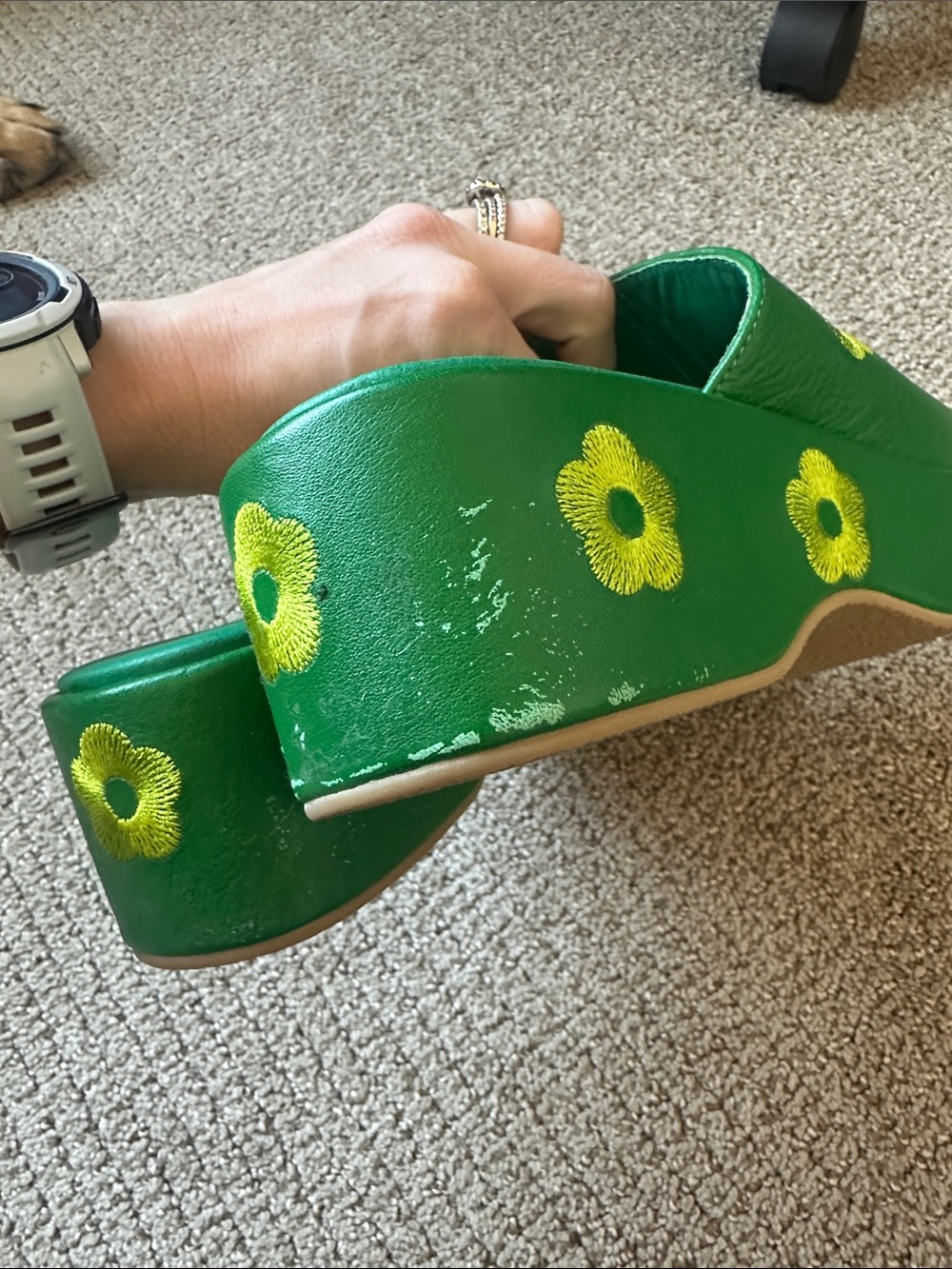 Lisa Says Gah Dakota clog in green daisy! - Picture 8 of 12